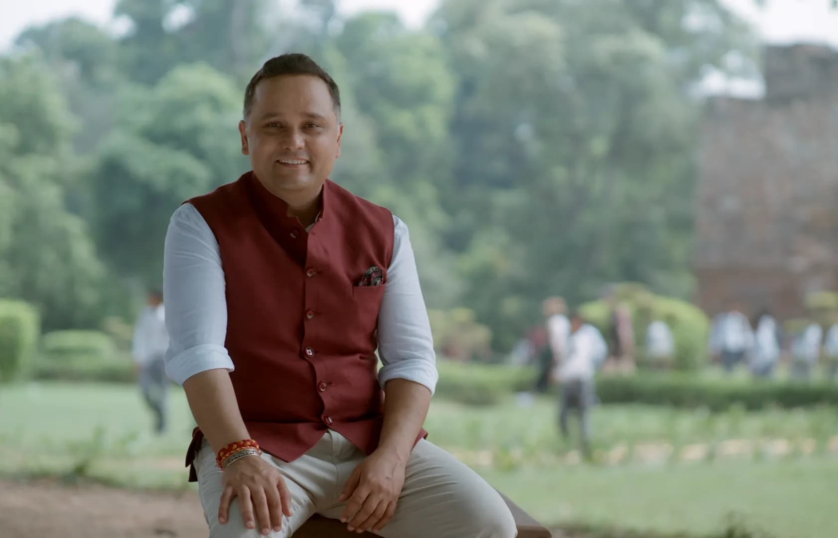 Amish — filming ram janmabhoomi: return of a splendid sun